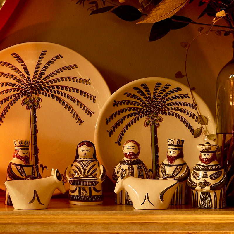 Nativity Set in Brown, Seven Piece