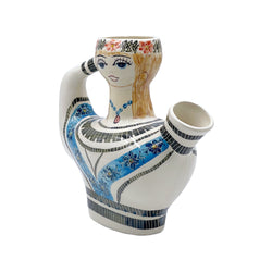 Admiral Vase, Marina